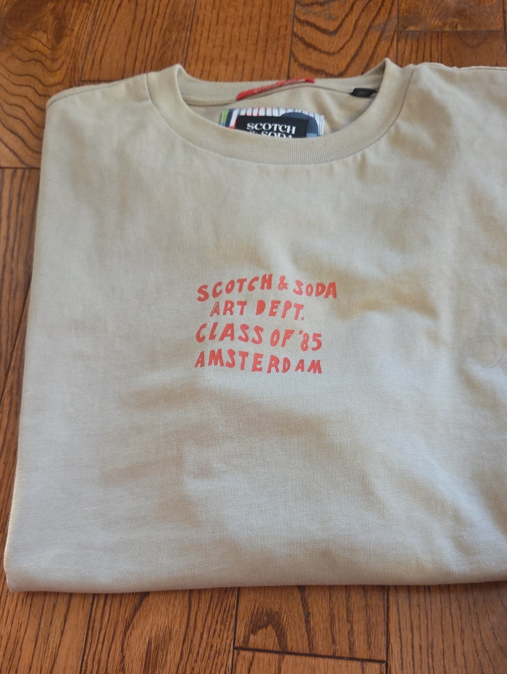 Scotch & Soda Cream Crewneck Sweater with Coral-Red Graphic